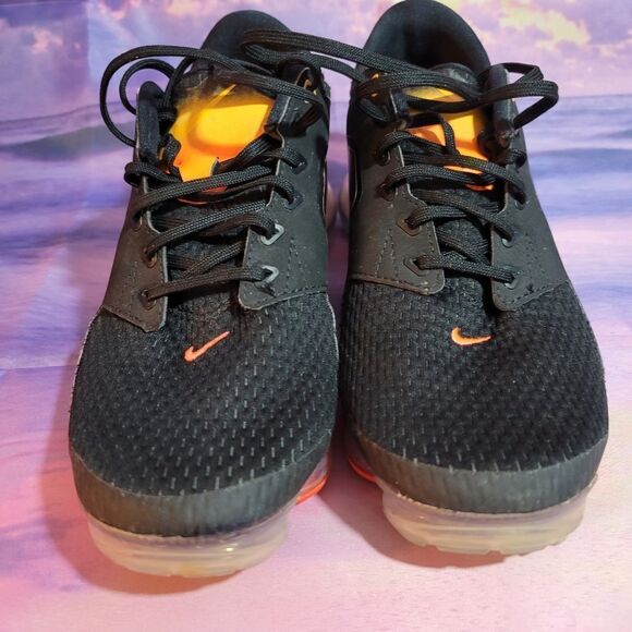 Nike Air Vapormax EUC Size 7Y - Picture 5 of 10